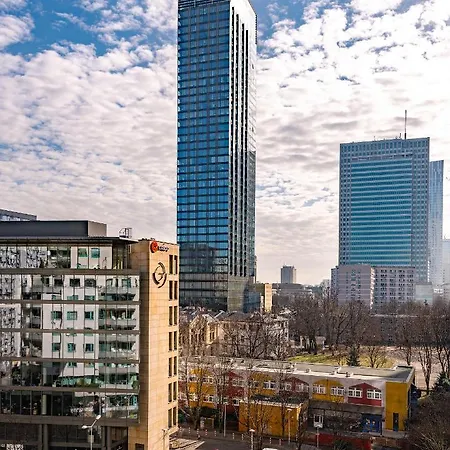 P&o Center