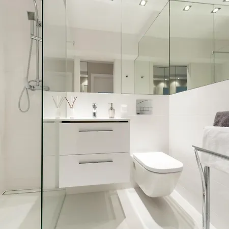 P&o Center Apartment *