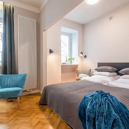 P&o Center Apartment